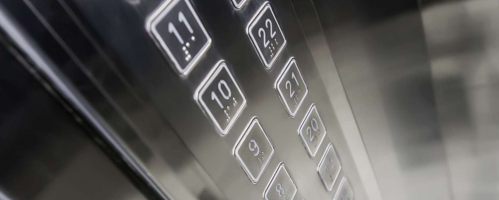 Kompletná výmena výťahov v bytovom dome Novomeského 1331/7,9 v Bánovciach nad Bebravou